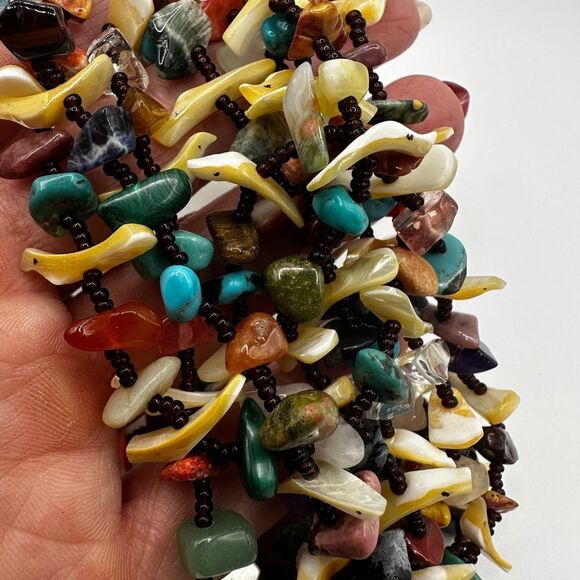 34" Zuni-style fetish, 3-strand, multi-chip stone and seed bead necklace! - Picture 3 of 12